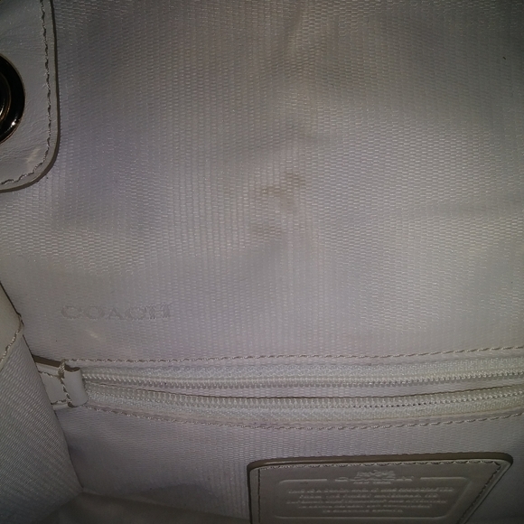 Coach Handbag - Picture 5 of 8
